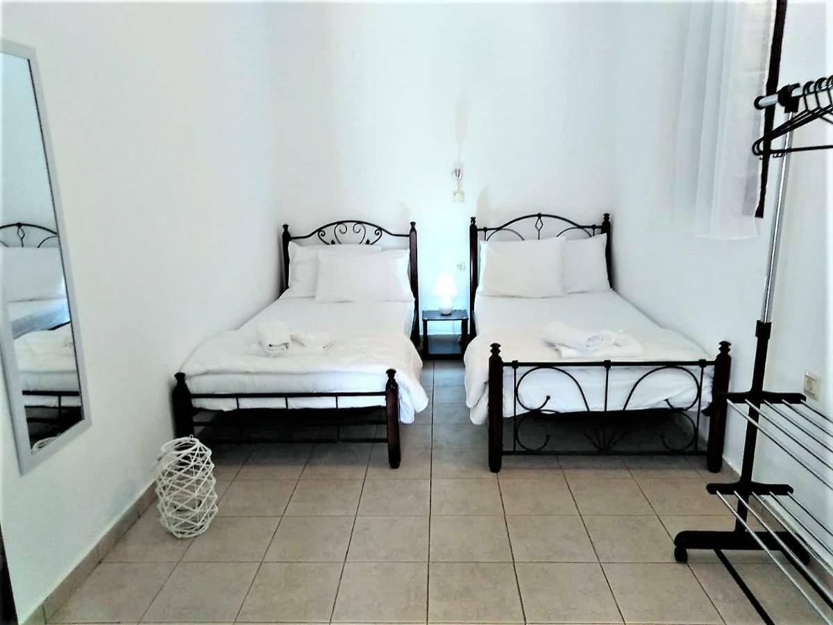 Gompos Apartment - Cozy Apartment Next To The Sea - Amazing Sea View Сімі Екстер'єр фото